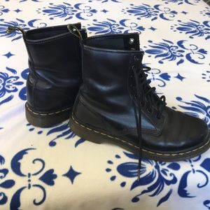 Genuine Dr. Martens airwair boots